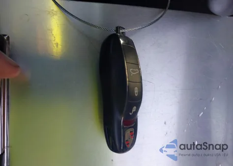 2015 Porsche Panamera 4 from USA, damaged, VIN WP0AA2A71FL004199